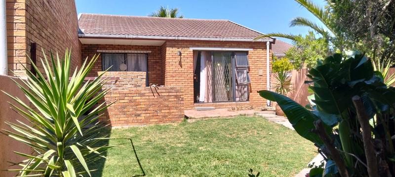 2 Bedroom Property for Sale in Soneike Western Cape